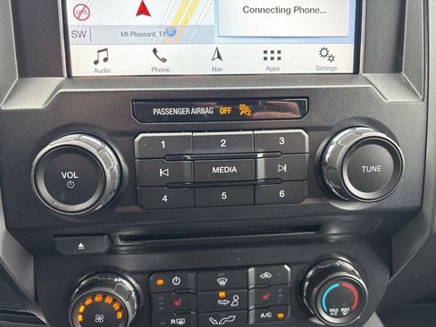 Used 2018 Ford F150 XLT w/ Equipment Group 302A Luxury image 26