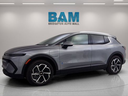 New 2026 Chevrolet Equinox EV LT image 3