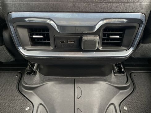 Used 2022 GMC Sierra 2500 AT4 w/ AT4 Preferred Package image 22