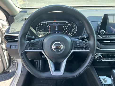 Used 2021 Nissan Altima 2.5 SV FWD image 20