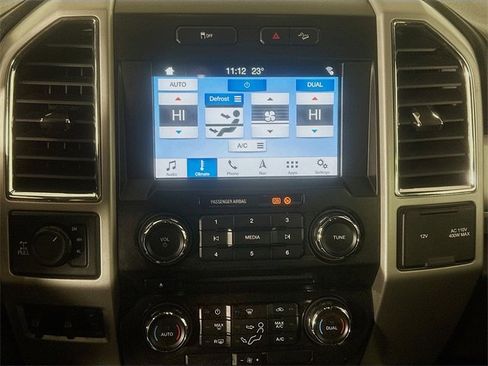 Used 2018 Ford F250 Lariat w/ Chrome Package image 16