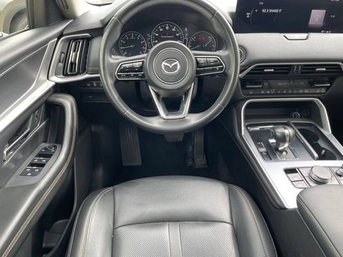Certified 2025 MAZDA CX-70 3.3 Turbo w/ Preferred Package AWD/4WD image 22