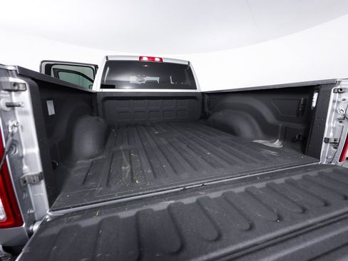 Used 2024 RAM 2500 Big Horn w/ Bed Utility Group AWD/4WD image 16