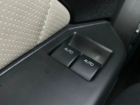 Used 2014 Ford Mustang GT Premium RWD image 31