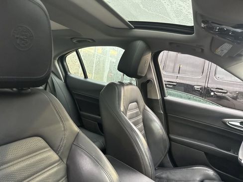 Used 2019 Alfa Romeo Giulia Ti Sport w/ Quick Order Package 22S Sport image 9