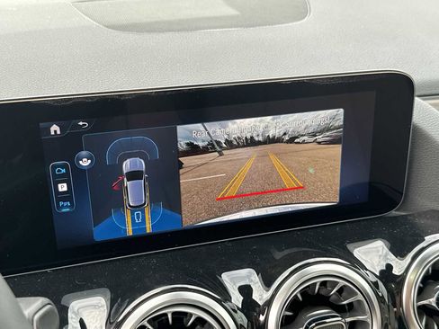 New 2026 Mercedes-Benz GLA 250 image 23