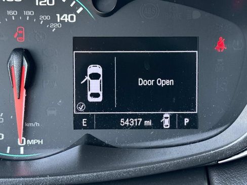 Used 2020 Chevrolet Trax LS FWD image 33