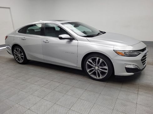 Used 2019 Chevrolet Malibu Premier w/ Sun and Wheel Package FWD image 11