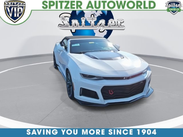 Used 2017 Chevrolet Camaro ZL1 RWD image 4