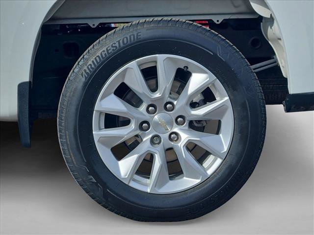 Used 2023 Chevrolet Silverado 1500 Custom AWD/4WD image 29
