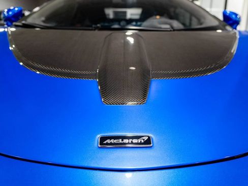 Used 2019 McLaren 600LT RWD image 15