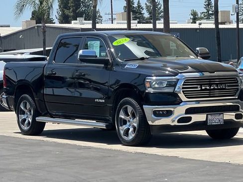 Used 2024 RAM 1500 Laramie AWD/4WD image 2