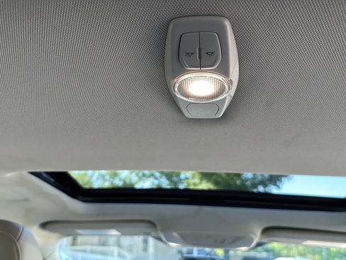 Used 2018 Ford Focus Titanium FWD image 26