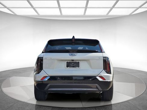 New 2027 Cadillac Optiq Premium Luxury w/ LPO, Floor Liner Package AWD/4WD image 5