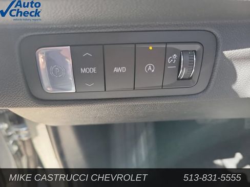 Used 2026 Chevrolet Traverse LT AWD/4WD image 22