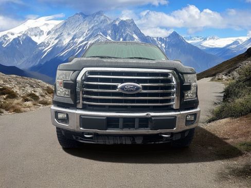 Used 2016 Ford F150 XLT w/ Equipment Group 302A Luxury AWD/4WD image 8