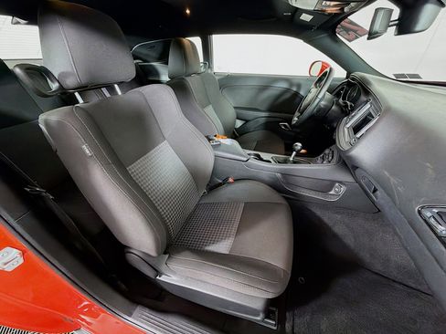 Used 2023 Dodge Challenger R/T image 28