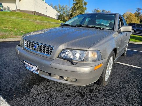 Used 2004 Volvo S40 image 7