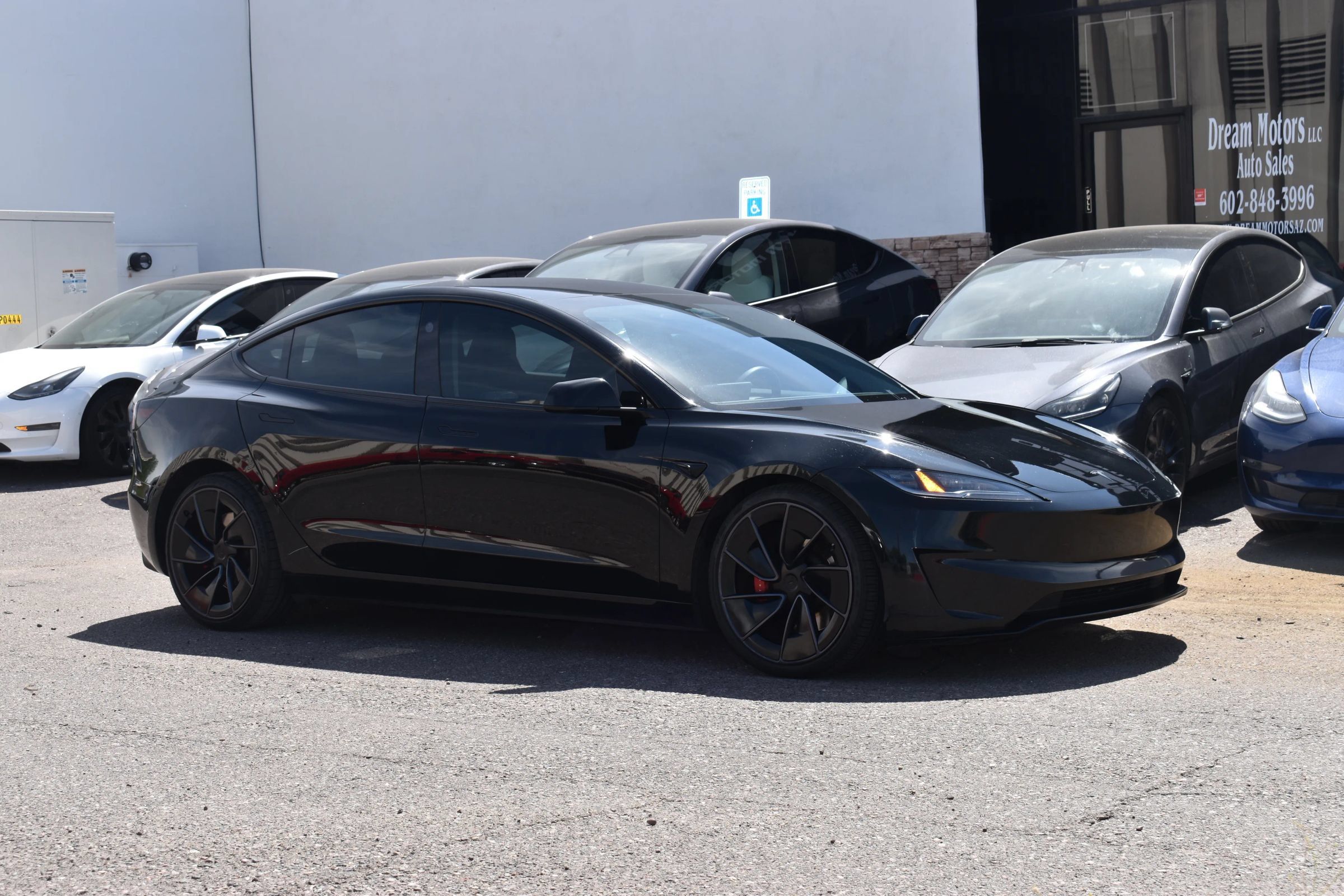 Used 2024 Tesla Model 3 Performance AWD/4WD image 4