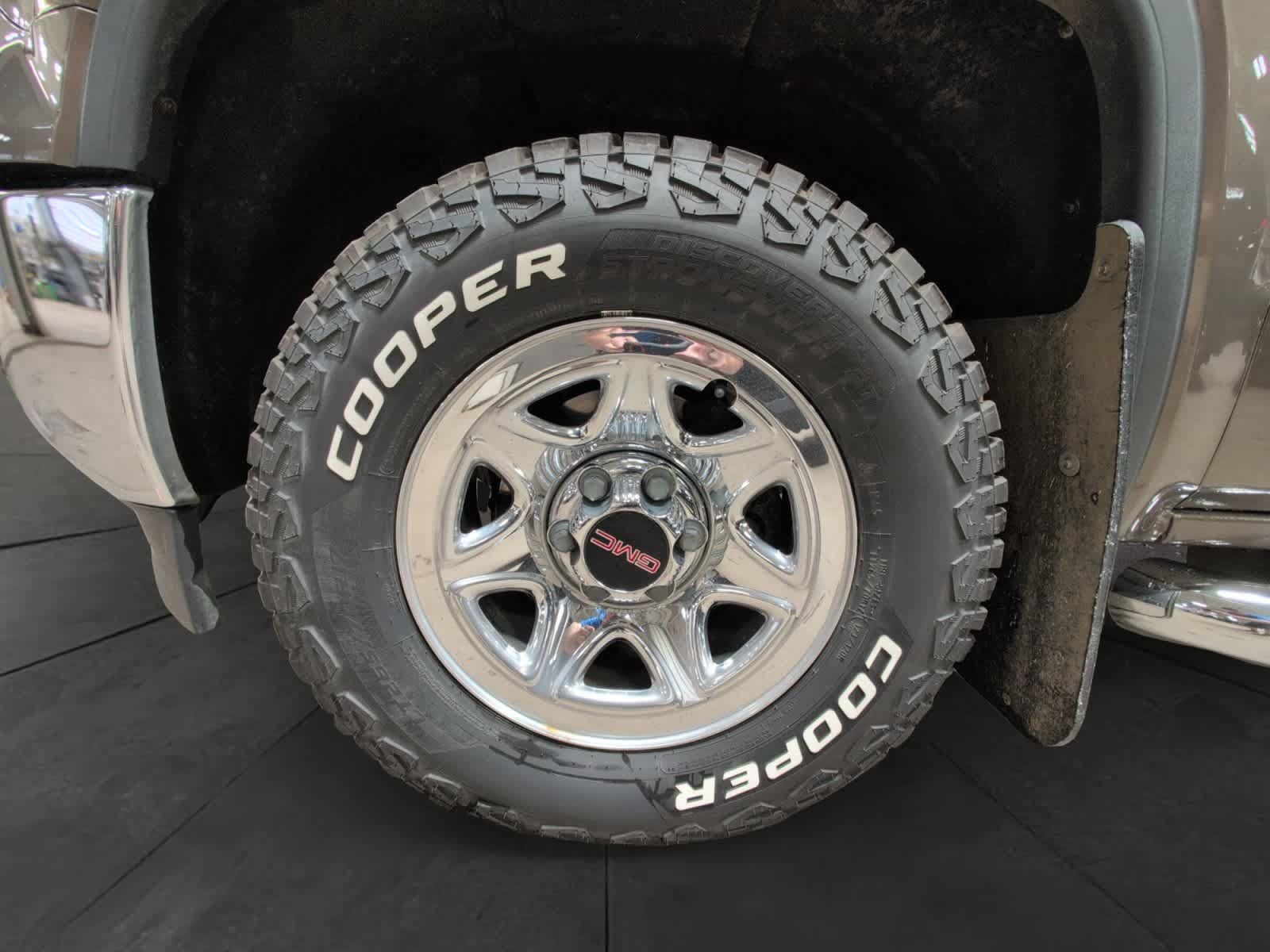 Used 2014 GMC Sierra 1500 4x4 Crew Cab image 14