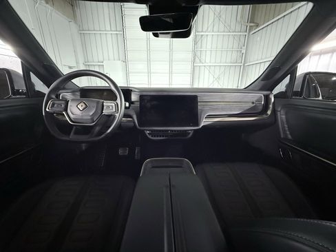Used 2022 Rivian R1T Adventure image 42