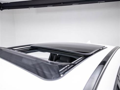 New 2026 Genesis GV80 3.5T Prestige image 17