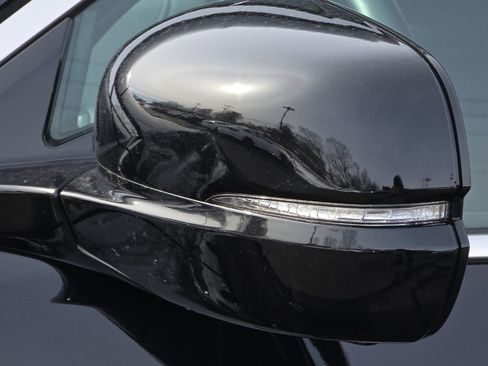 Used 2023 Honda Ridgeline RTL-E image 34