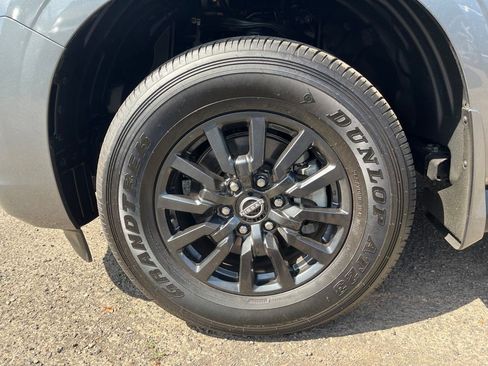 Used 2025 Nissan Armada SV AWD/4WD image 9