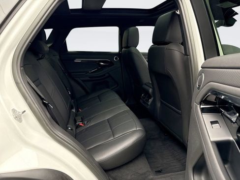 Used 2023 Land Rover Range Rover Evoque R-Dynamic S image 19