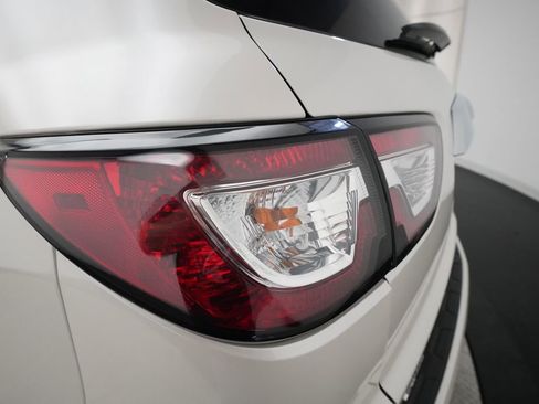 Used 2015 Chevrolet Traverse LT AWD/4WD image 31