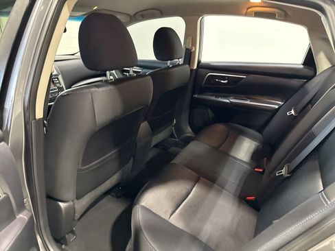 Used 2017 Nissan Altima 2.5 SR w/ Midnight Edition Package FWD image 27