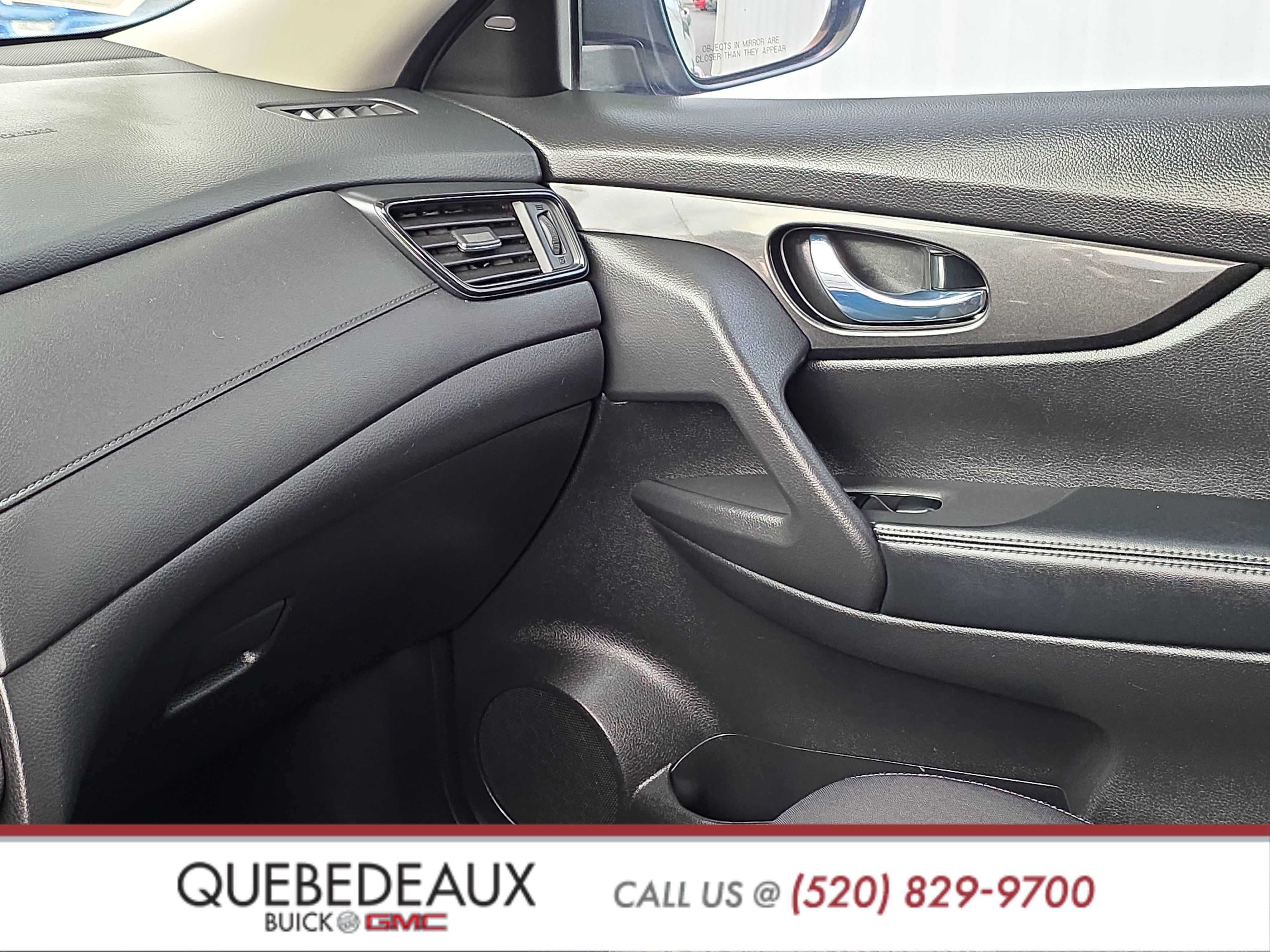 Used 2018 Nissan Rogue S FWD image 22