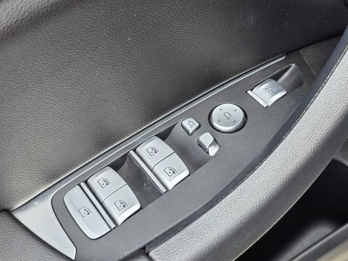 Used 2024 BMW X3 M40i w/ Premium Package image 21