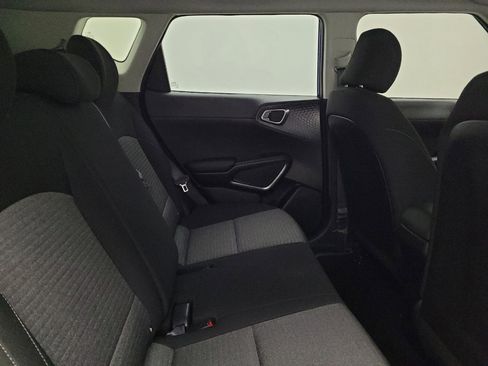 Used 2021 Kia Soul GT-Line image 19