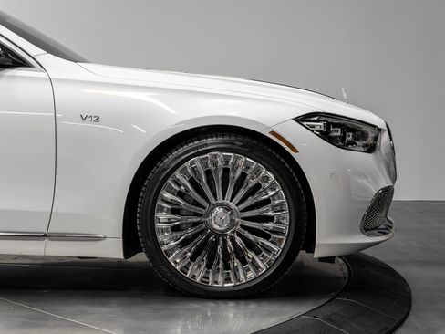 Used 2024 Mercedes-Benz Maybach S 680 4MATIC image 17