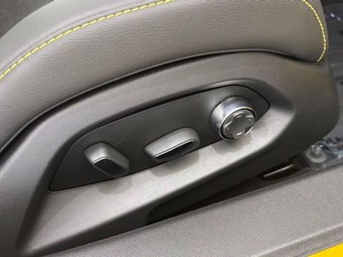 New 2026 Chevrolet Corvette Stingray Premium Conv w/ Stealth Interior Trim Package RWD image 20