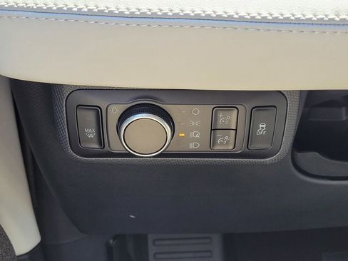 New 2025 Ford Mustang Mach-E Premium image 39