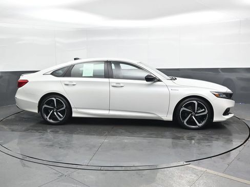 Used 2022 Honda Accord Sport image 5