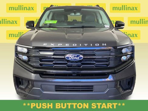 New 2026 Ford Expedition Max Active image 16