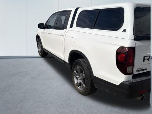Used 2025 Honda Ridgeline TrailSport image 6