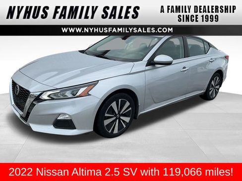 Used 2022 Nissan Altima 2.5 SV w/ SV Premium Package image 1