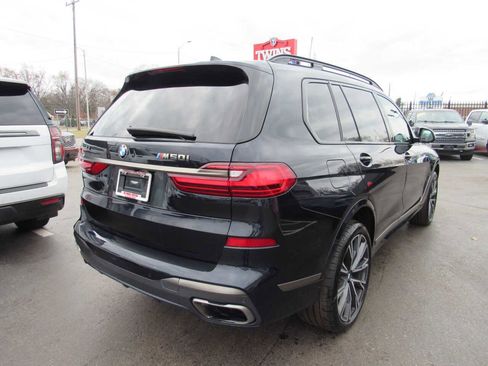 Used 2022 BMW X7 M50i w/ Dynamic Handling Package image 5