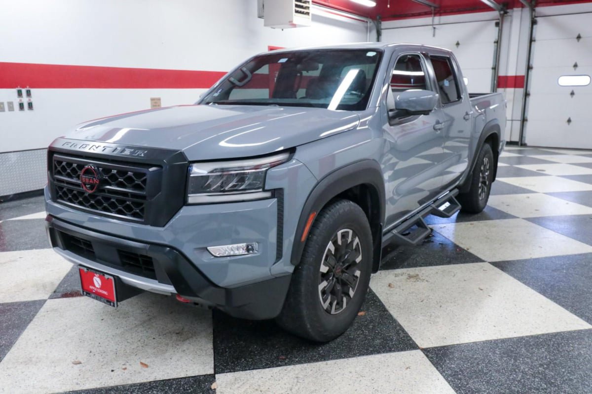 Used 2023 Nissan Frontier Pro-X w/ Pro Convenience Package RWD image 6
