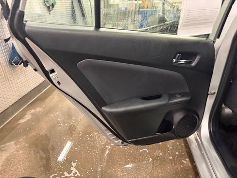 Used 2019 Toyota Prius Limited w/ Premium Convenience Package FWD image 15