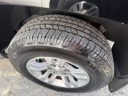 Used 2016 GMC Yukon XL SLT w/ Open Road Package image 15