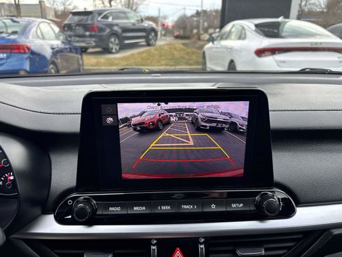 Used 2023 Kia Forte LXS w/ LXS Technology Package image 23