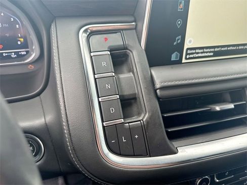 Used 2022 Chevrolet Tahoe LT w/ Luxury Package image 26