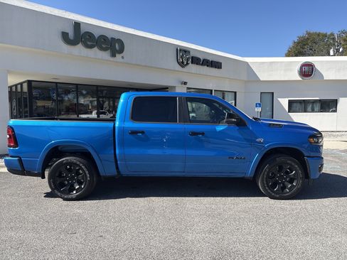 New 2026 RAM 1500 4x4 Crew Cab image 3