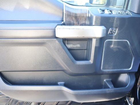 Used 2020 Ford F250 Lariat w/ Tremor Off-Road Package image 13