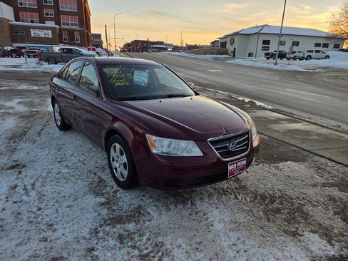 Used 2010 Hyundai Sonata GLS image 5